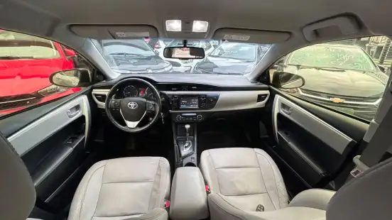 TOYOTA-COROLLA-2015