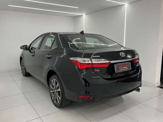 TOYOTA-COROLLA-2017