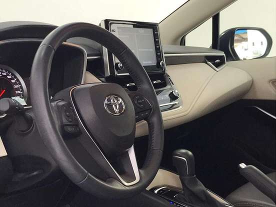 TOYOTA-COROLLA-2020