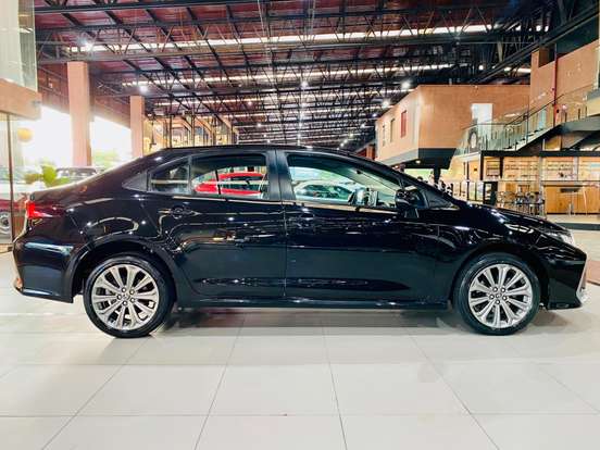 TOYOTA-COROLLA-2021