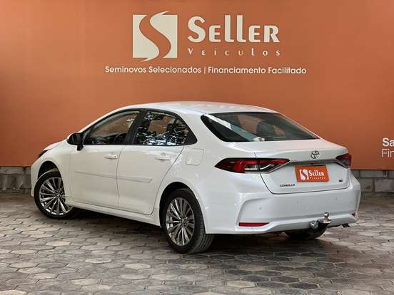 TOYOTA-COROLLA-2024