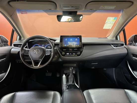TOYOTA-COROLLA-2024
