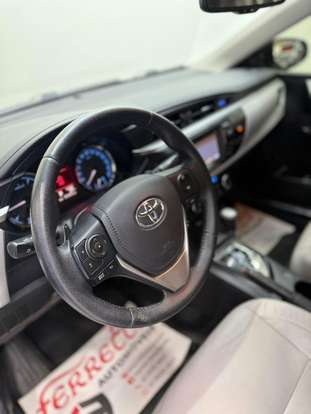 TOYOTA-COROLLA-2015