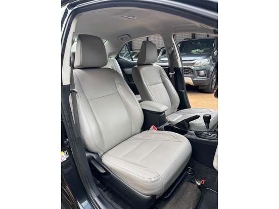 TOYOTA-COROLLA-2014