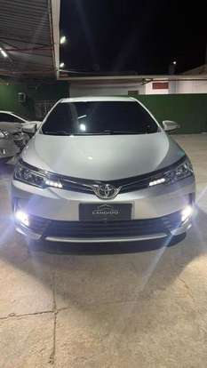 TOYOTA-COROLLA-2018