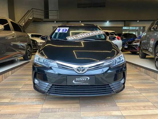 TOYOTA-COROLLA-2018