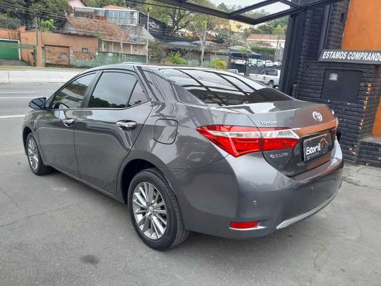 TOYOTA-COROLLA-2015