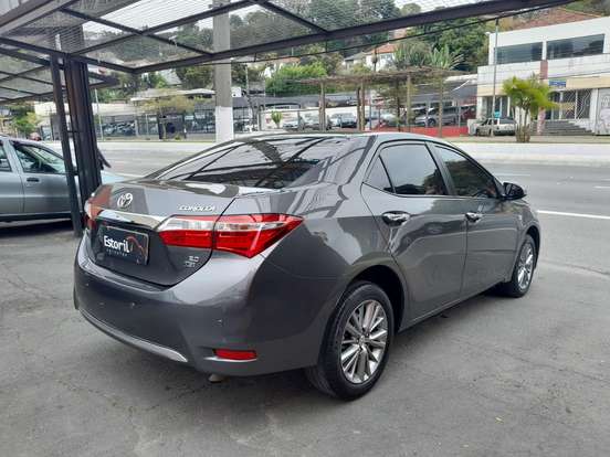 TOYOTA-COROLLA-2015