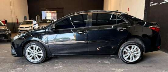 TOYOTA-COROLLA-2017