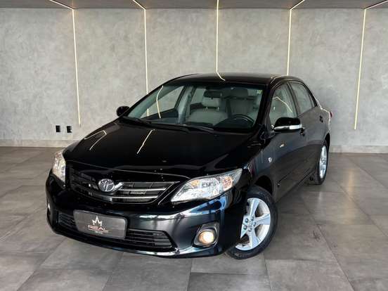 TOYOTA-COROLLA-2013