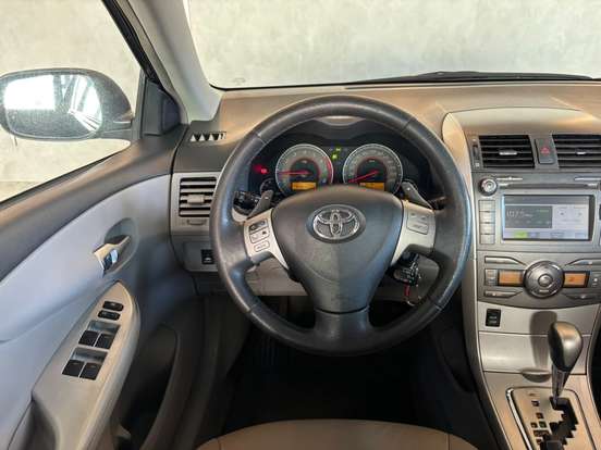 TOYOTA-COROLLA-2.0 XEI 16V FLEX 4P AUTOMÁTICO TOYOTA-COROLLA-2013