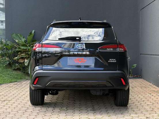 TOYOTA-COROLLA CROSS-2024