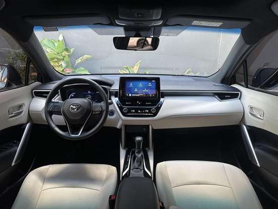 TOYOTA-COROLLA CROSS-2024