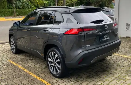 TOYOTA-COROLLA CROSS-2023