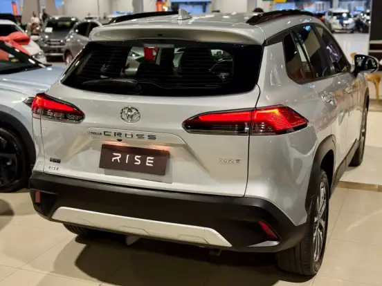 TOYOTA-COROLLA CROSS-2023