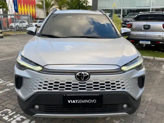 TOYOTA-COROLLA CROSS-2024