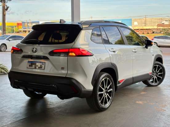 TOYOTA-COROLLA CROSS-2023
