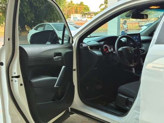 TOYOTA-COROLLA CROSS-2023