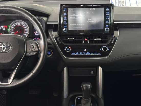 TOYOTA-COROLLA CROSS-2021