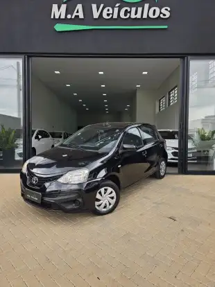 TOYOTA-ETIOS-2017