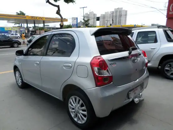 TOYOTA-ETIOS-2013