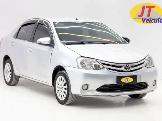 TOYOTA-ETIOS-1.5 XLS SEDAN 16V FLEX 4P MANUAL TOYOTA-ETIOS-2014