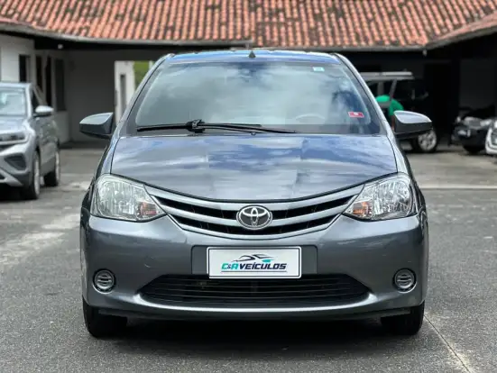 TOYOTA-ETIOS-2016