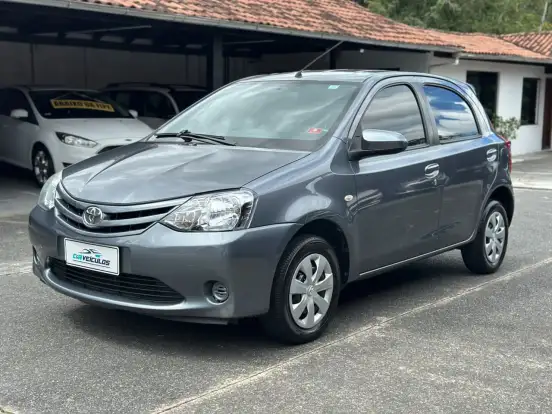 TOYOTA-ETIOS-1.5 XS 16V FLEX 4P MANUAL TOYOTA-ETIOS-2016