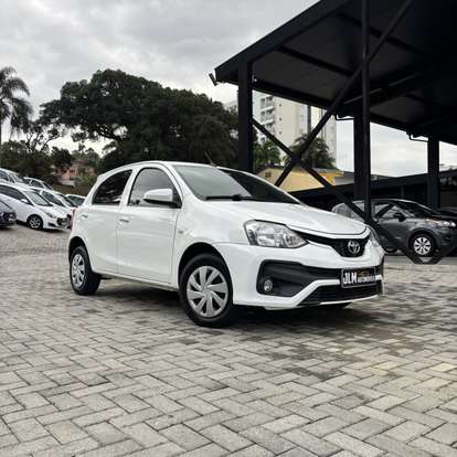 TOYOTA-ETIOS-1.3 X 16V FLEX 4P MANUAL TOYOTA-ETIOS-2017