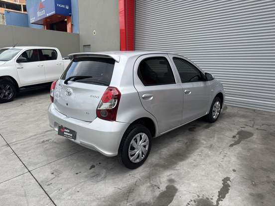 TOYOTA-ETIOS-1.3 X 16V FLEX 4P MANUAL TOYOTA-ETIOS-2019