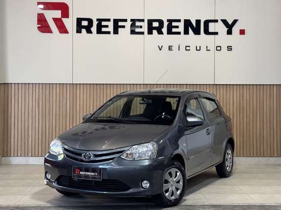 TOYOTA-ETIOS-1.3 X 16V FLEX 4P MANUAL TOYOTA-ETIOS-2014