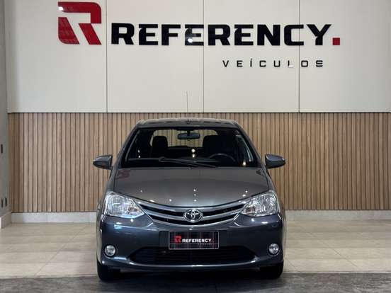 TOYOTA-ETIOS-2014