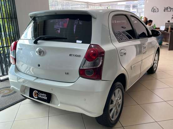 TOYOTA-ETIOS-1.5 X PLUS 16V FLEX 4P AUTOMÁTICO TOYOTA-ETIOS-2018