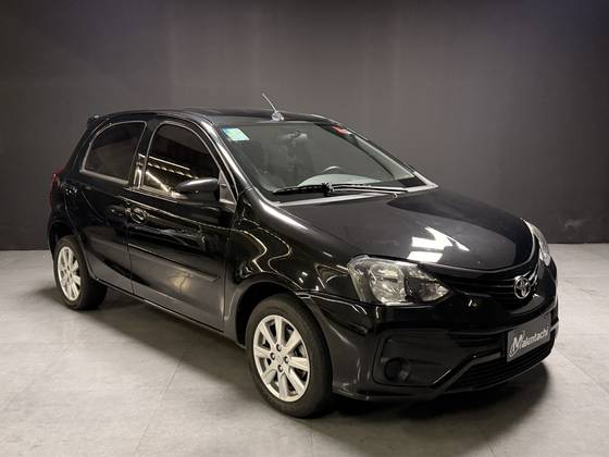 TOYOTA ETIOS 1.5 X PLUS 16V FLEX 4P AUTOMÁTICO