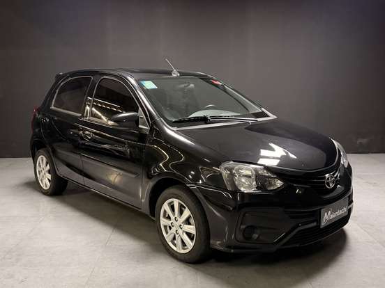 TOYOTA-ETIOS-2019