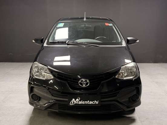 TOYOTA-ETIOS-2019