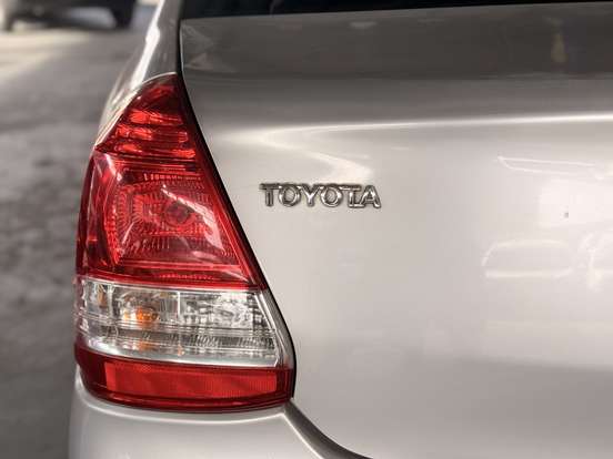 TOYOTA-ETIOS-2016