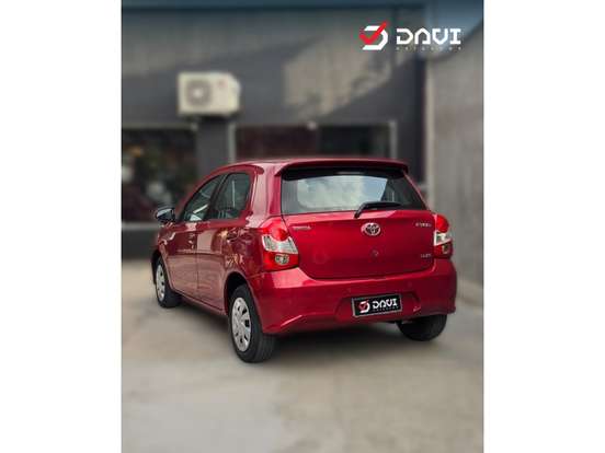 TOYOTA-ETIOS-2017