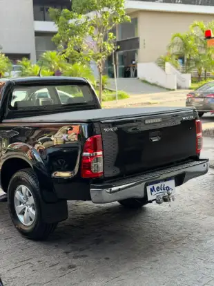 TOYOTA-HILUX-2.7 SR 4X2 CD 16V FLEX 4P AUTOMÁTICO TOYOTA-HILUX-2013