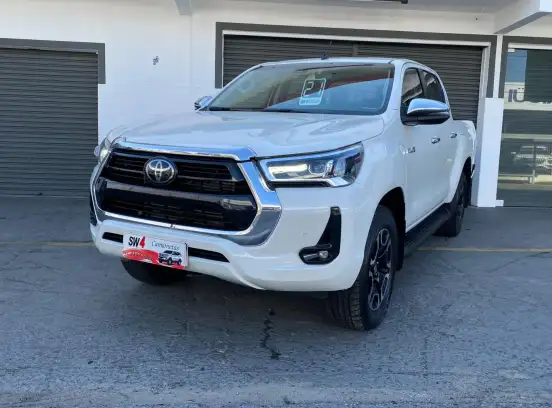 TOYOTA-HILUX-2021