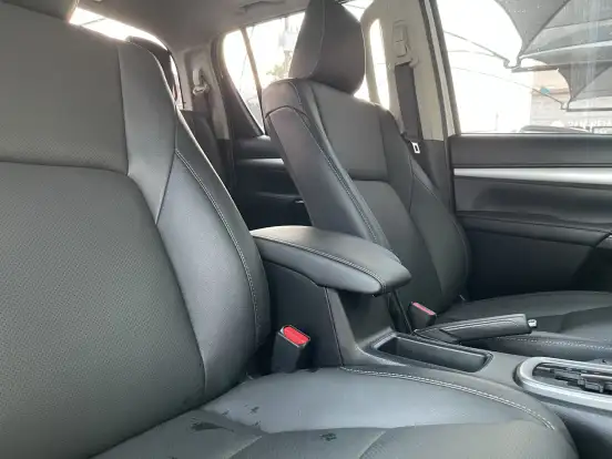 TOYOTA-HILUX-2024