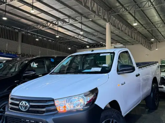 TOYOTA-HILUX-2.8 D-4D TURBO DIESEL CS 4X4 AUTOMÁTICO TOYOTA-HILUX-2026