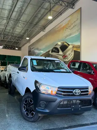 TOYOTA-HILUX-2.8 D-4D TURBO DIESEL CS 4X4 AUTOMÁTICO TOYOTA-HILUX-2026