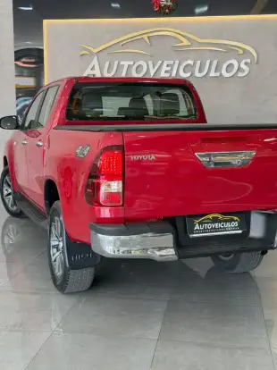 TOYOTA-HILUX-2020