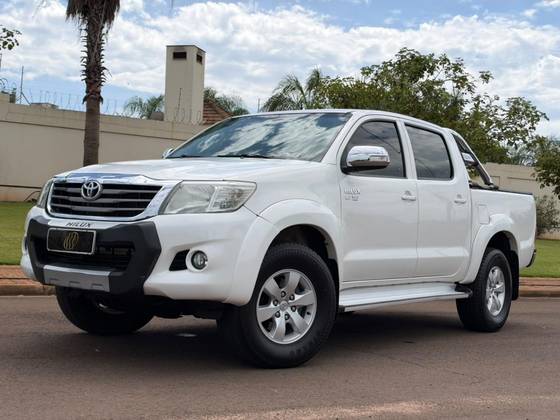 TOYOTA HILUX 2.7 SRV 4X2 CD 16V FLEX 4P AUTOMÁTICO
