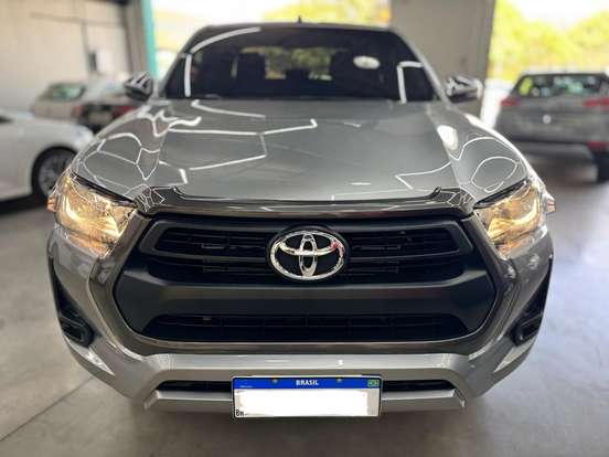 TOYOTA-HILUX-2024