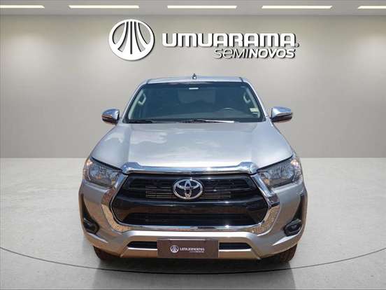 TOYOTA-HILUX-2022