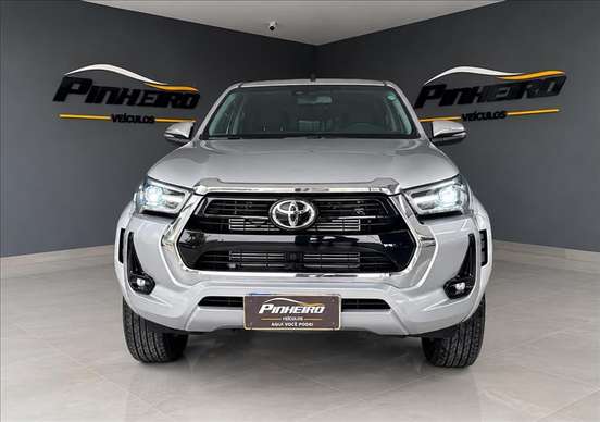 TOYOTA-HILUX-2.8 D-4D TURBO DIESEL CD SRX 4X4 AUTOMÁTICO TOYOTA-HILUX-2026