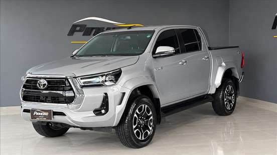 TOYOTA-HILUX-2026