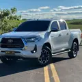 TOYOTA HILUX 2.8 D-4D TURBO DIESEL CD SRX 4X4 AUTOMÁTICO TOYOTA HILUX 2.8 D-4D TURBO DIESEL CD SRX 4X4 AUTOMÁTICO
